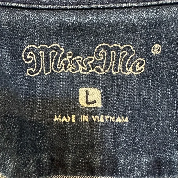 NWT-MISS ME DENIM JACKET. SIZE 6 . LABEL SAYS LARGE - Picture 9 of 12
